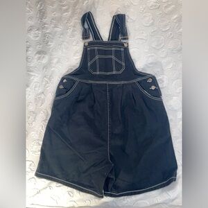 Zoero to Nine maternity Black Fabric with White Stitching overall shorts small